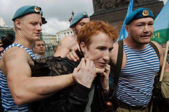 Russian airborne paratroopers bully gay protester